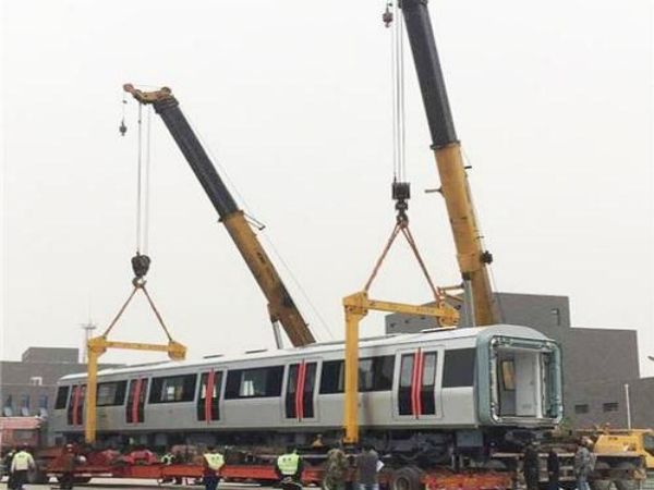 绥芬河市吊车出租公司电话_吊车出租|吊装作业时必须要注意的几